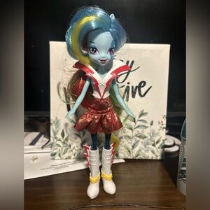 My Little Pony Equestria Girls Rainbow Rocks Rainbow Dash Doll